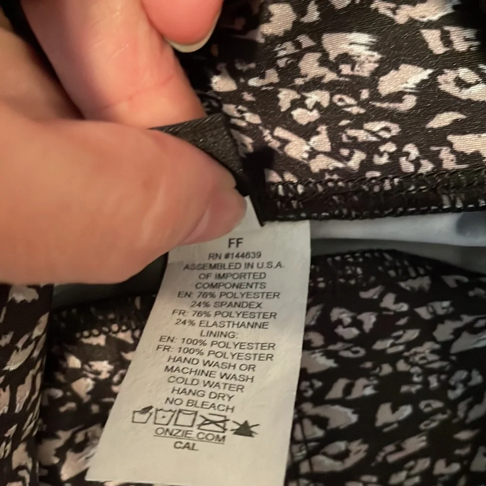 Onzie leggings! - Picture 4 of 4